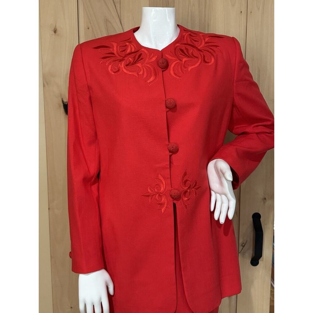Vintage Red Embroidered Skirt Suit Sz 18 Lined - Picture 2 of 16
